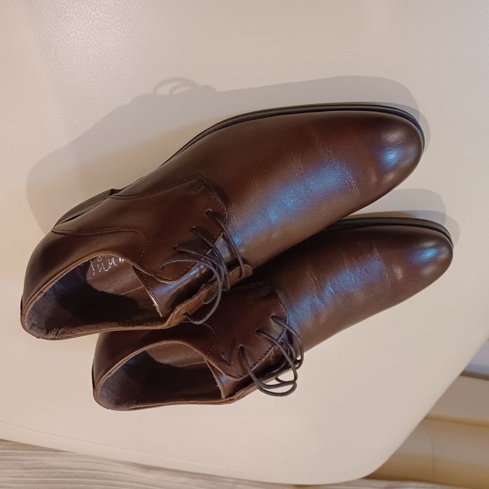 Sapatos NOVOS número 40