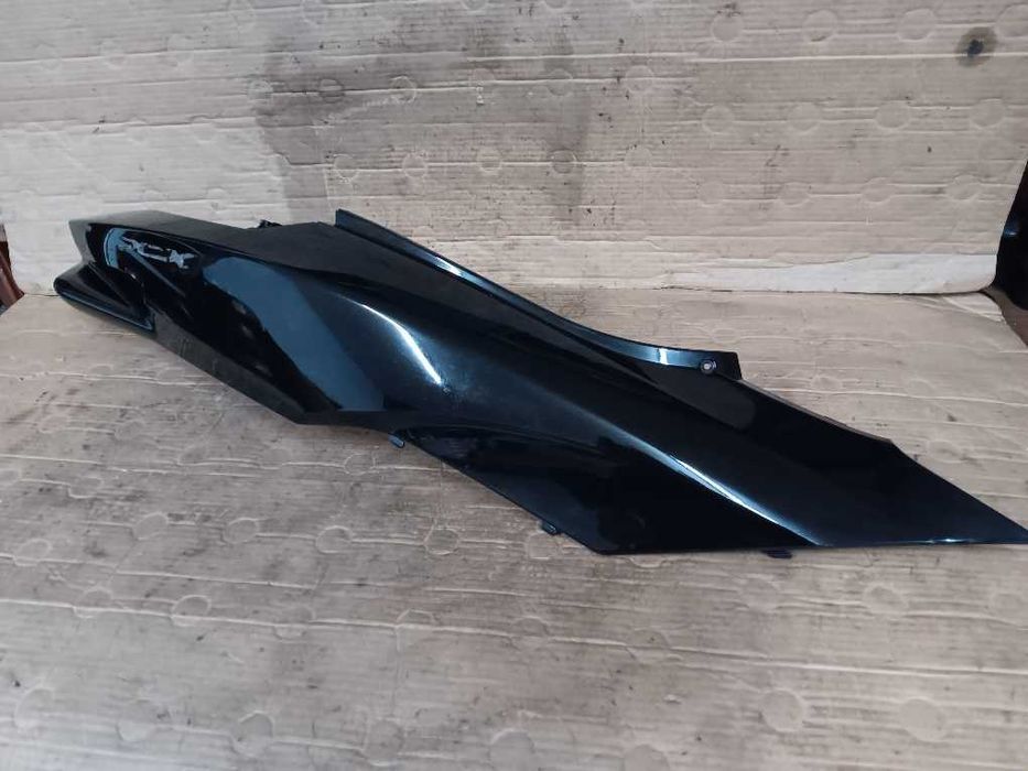 Carenagem traseira direita Honda PCX125 versão 2015 a 2017