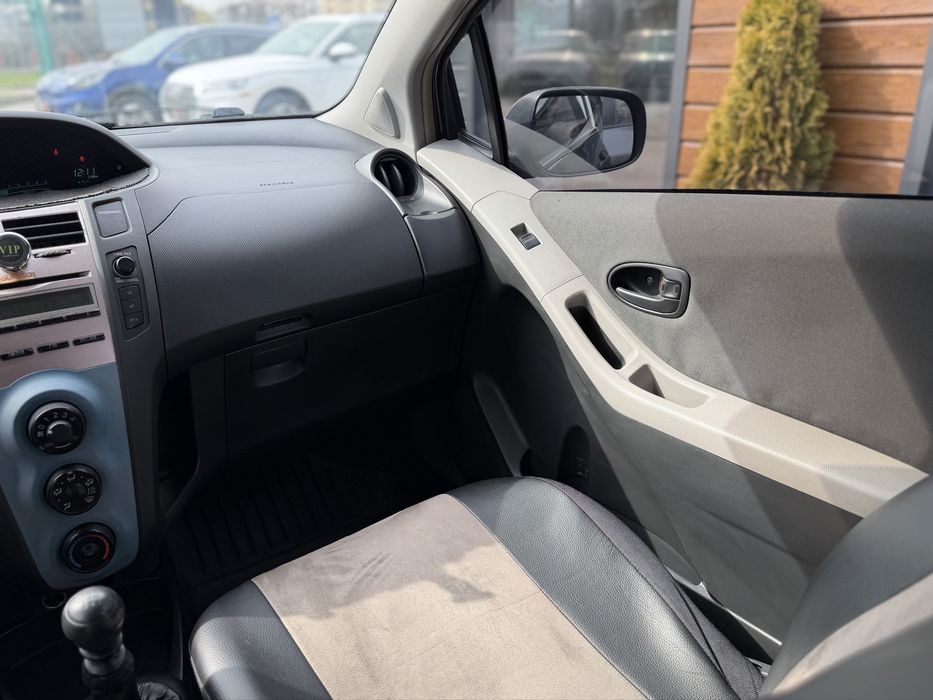 TOYOTA YARIS 2011 року, 1.4 дизель, механіка, передній привід.