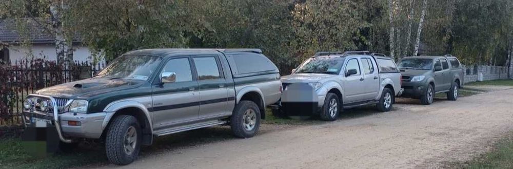 Пікапи (Hiluxy, Nawara, L200) з Ірландії