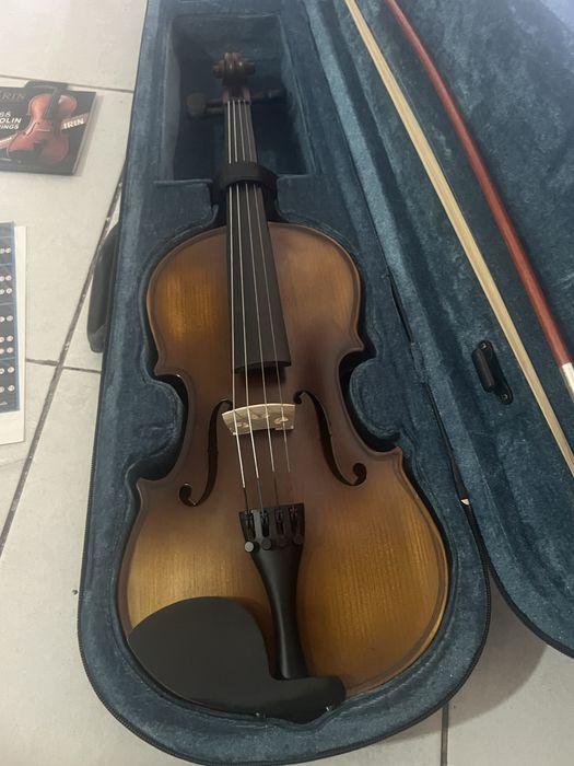 Vendo violino como novo mesmo