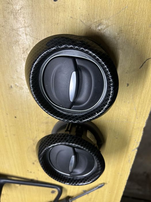 Grelhas sofagem clio 4 em carbono