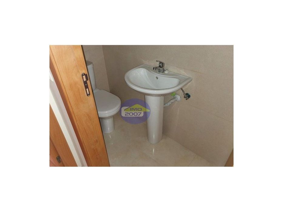 Apartamento T2 em Canelas