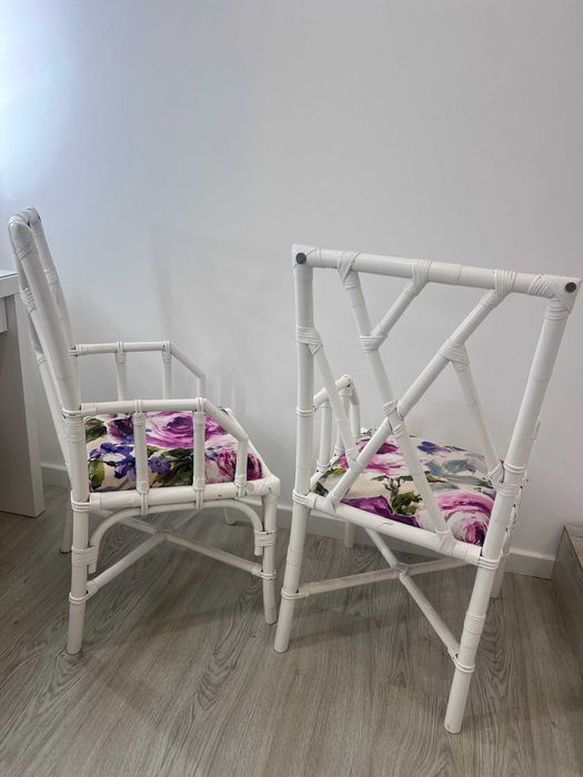 Cadeiras jardim varanda brancas