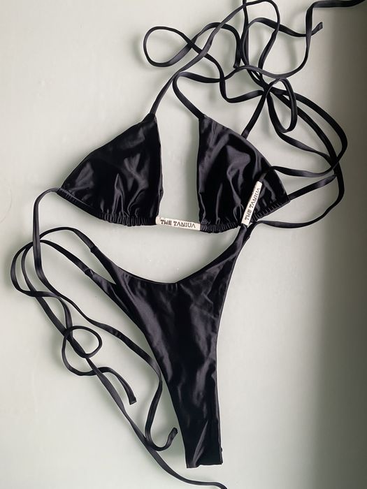 Базовий купальник для ідеальноі засмаги