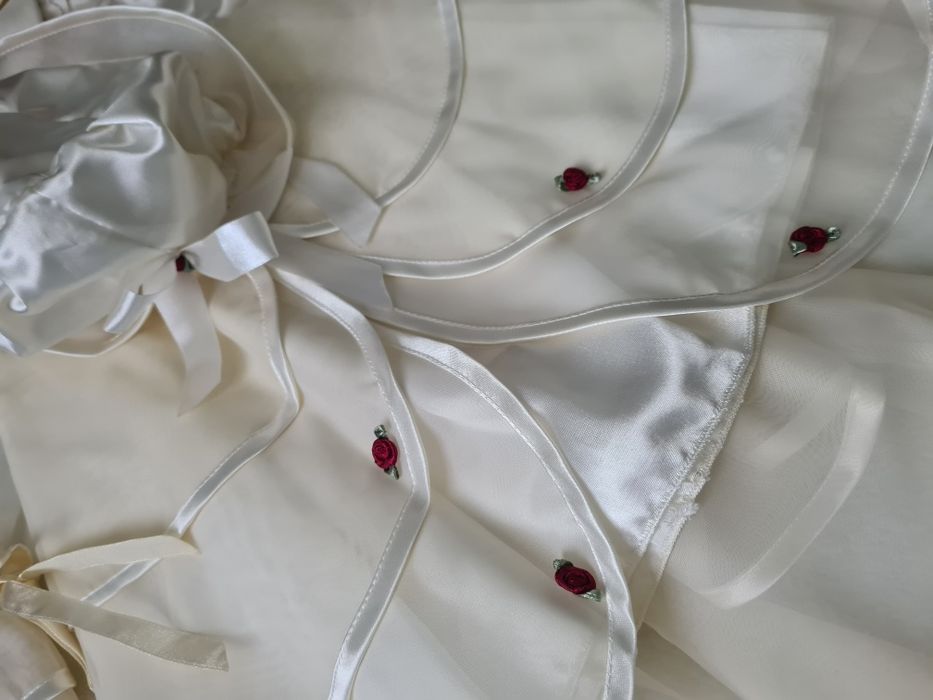 Sukieneczka na chrzest