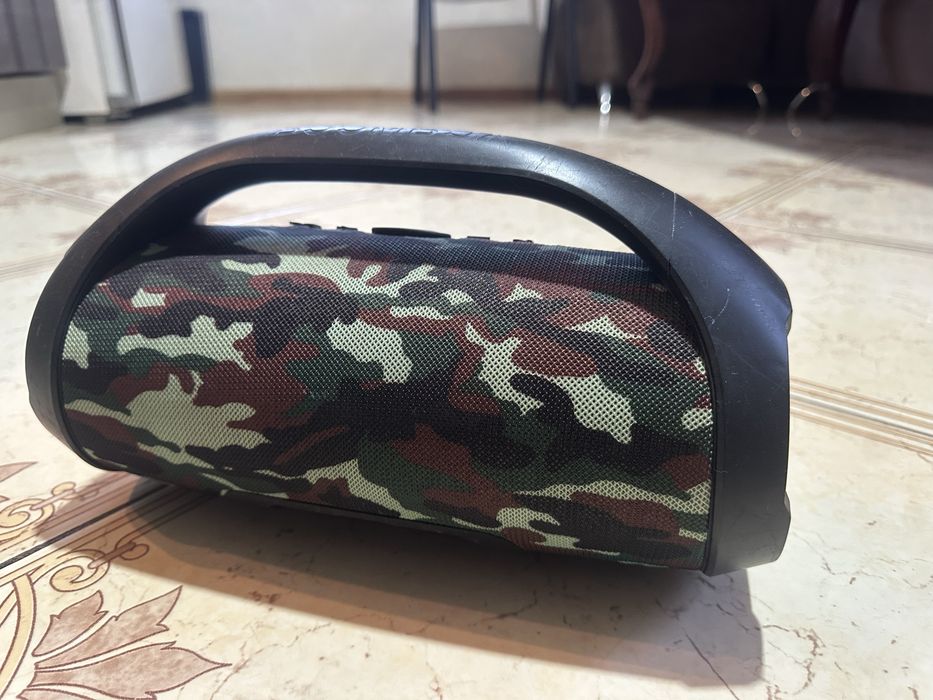 Колонка JBL  29 см