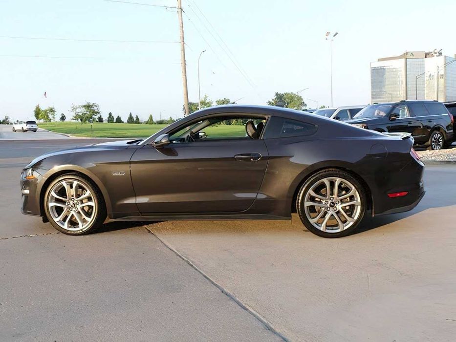Ford Mustang GT Premium      2023