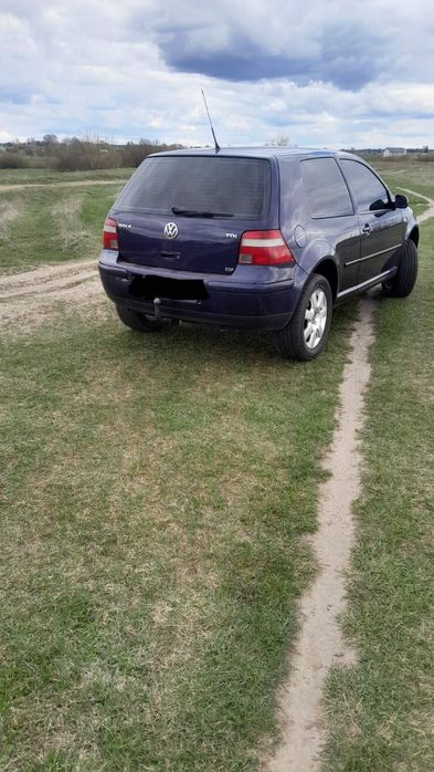 Продам VW GOLF 4