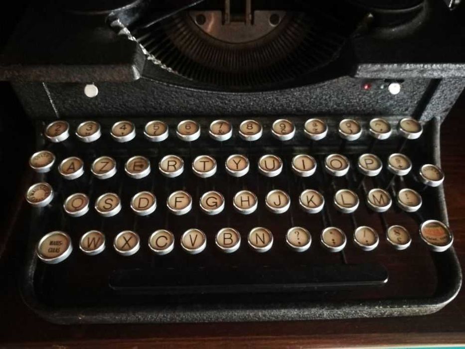 Máquina de Escrever Vintage - Royal