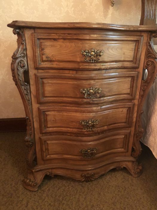 Quarto de casal antigo completo - 6 peças