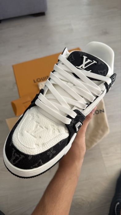 Louis Vuitton LV Trainer Sneaker