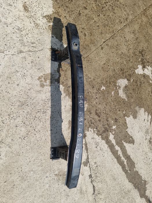 Підсилювач переднього Бампера БМВ Е90 Е91 Е92 Е93 BMW E90 E91 E92 E93