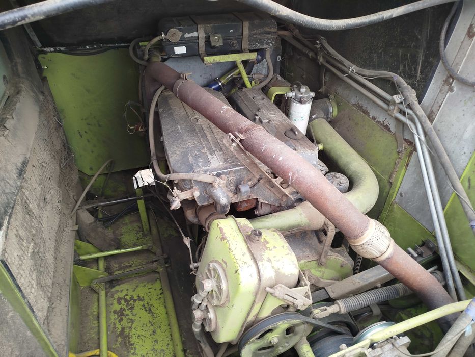 Комбайн Class mega 208