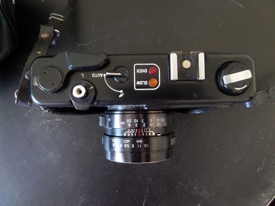 Máquina Fotográfica Analógica Vintage - Yashica MG-1 35mm