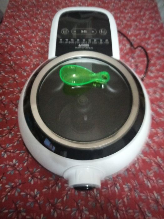 Fritadeira eléctrica a ar quente