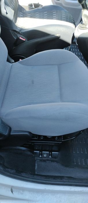 Peugeot partner  2 lugares 2013