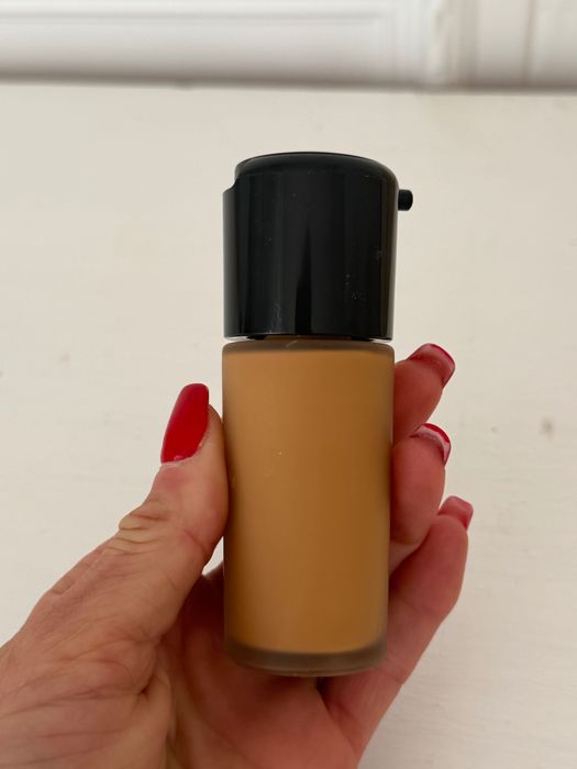 Fluid MAC podkład studio Radiance nr NC42 nowy