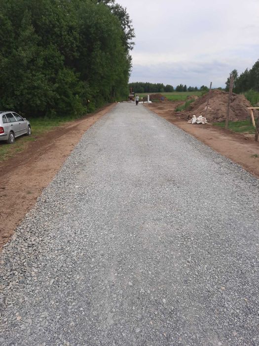 Usługi Koparka 8t 18t transport