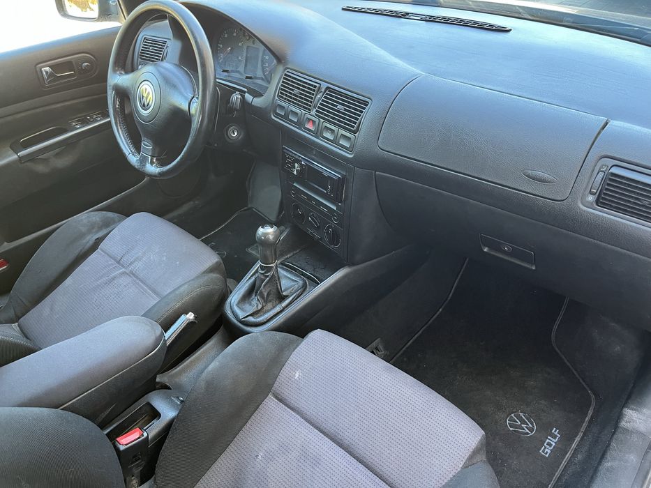 VW GOLF IV 1.9 TDI 110 (2001)