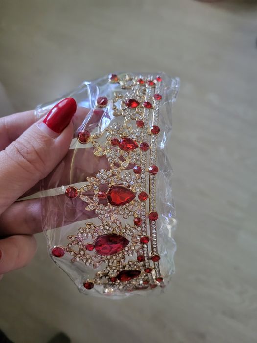 Диадема. Тиара. Корона. Діадема. Украшение для головы. Для торта.