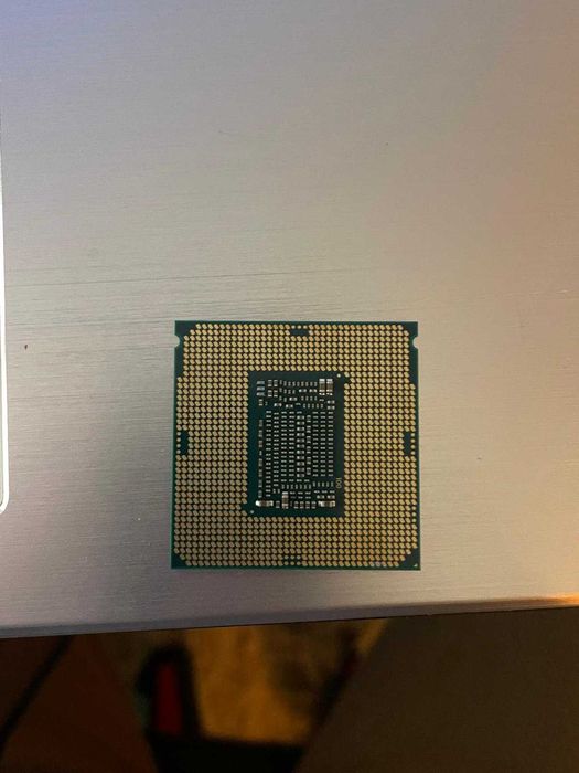 Intel Core i5-8500 Processor - 3.00 GHz447083859359846401