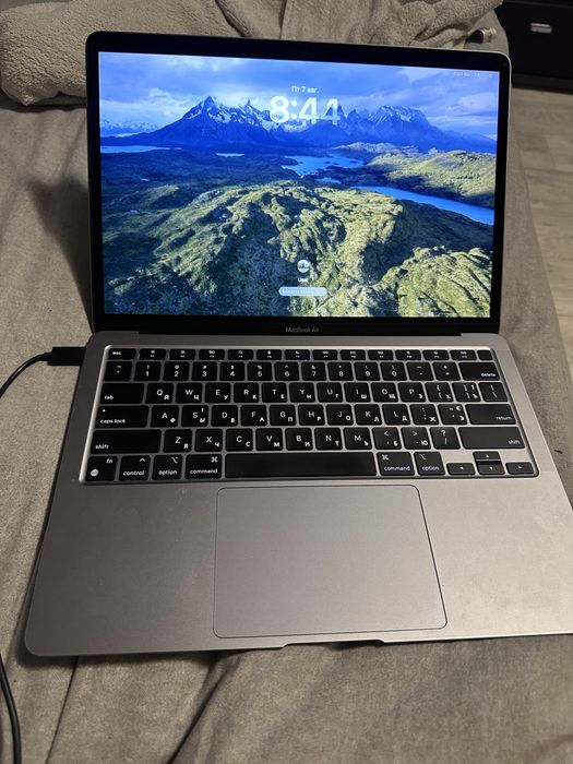 Macbook air m1 2020