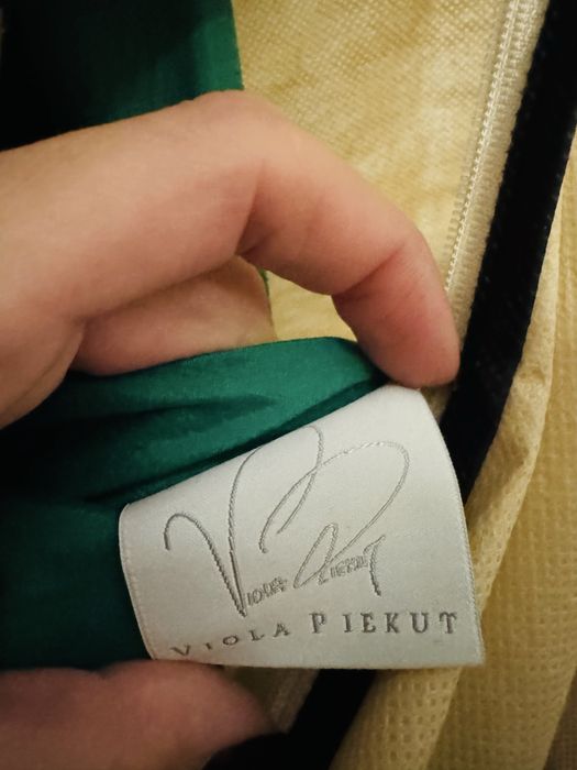 Olśniewająca suknia od Violi Piekut 36