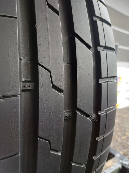 205/45/17 Sprzedam parę opon letnich Hankook