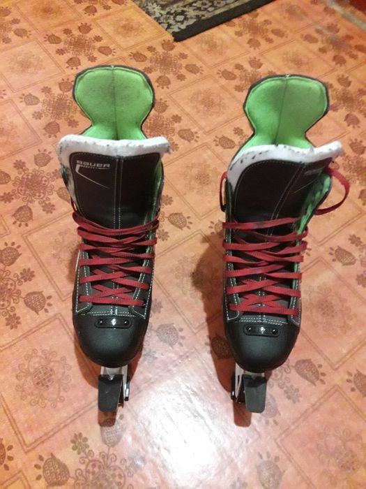 Коньки bauer X-LS-SR б/у ,катались 7 раз .Размер  43 EU