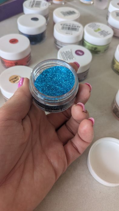 Zestaw do paznokci tytanowych Cuccio, 16 dip puder 14g