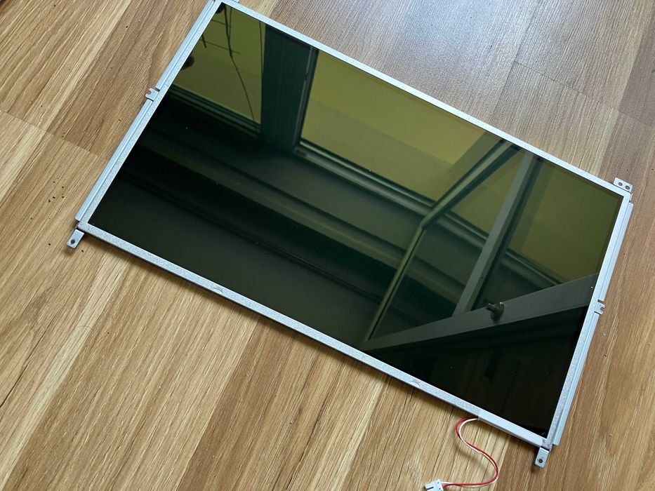 Matryca N156B3 L0B Asus 15,6 1366 x 768