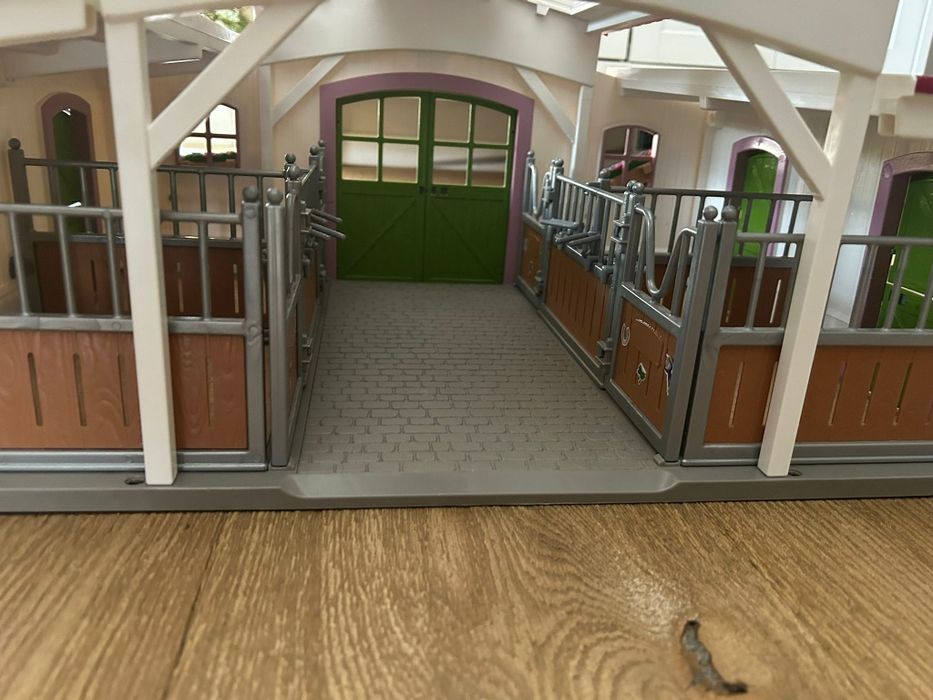 Stajnia Shleich 42344