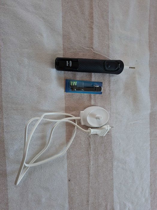 Szczoteczka Elektryczna do Zębów Oral-B Vitality Pro