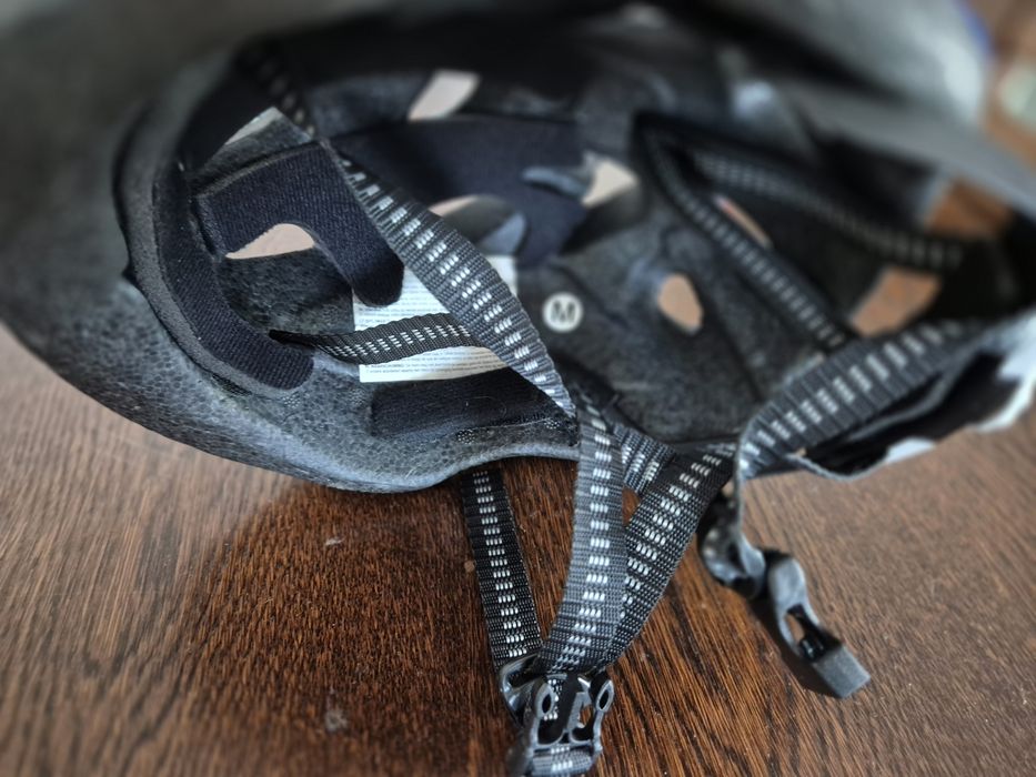 METEOR Kask  uni Meteor HB6-5 regulowany rozm. M  52 -56

Kask rowerowy dla dzieci Meteor HB6-5 regulowany
5