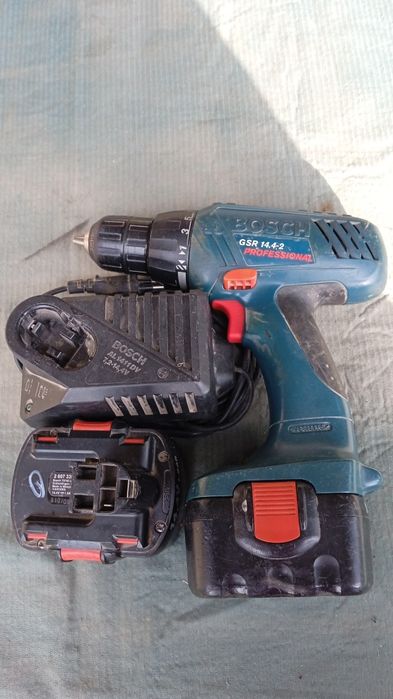 Шуруповерт BOSCH GSR 14,4-2  Professional і зарядне