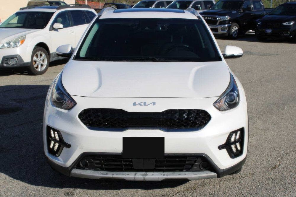 Kia Niro EX Premium      2022