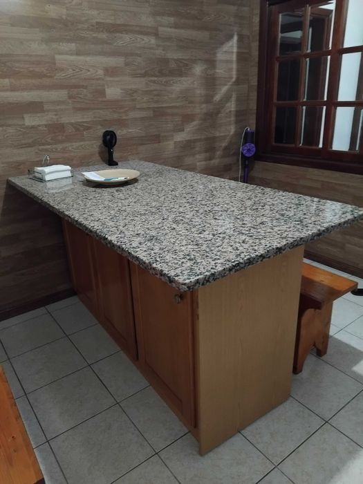 Mesa de jantar para 8 pessoas
