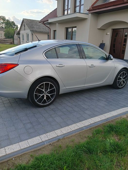 Opel Insignia 2.0 turbo Benzyna