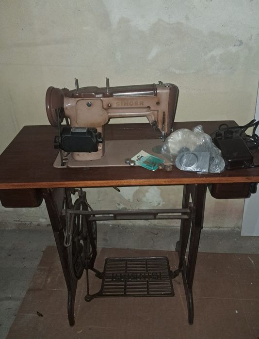 Máquina de costura Singer