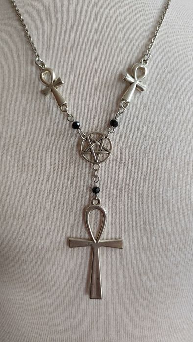 Colar Ankh / pentagrama gótico