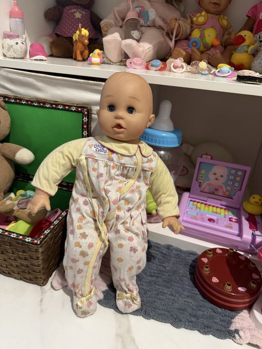 Лялька пупс кукла розмовляє.