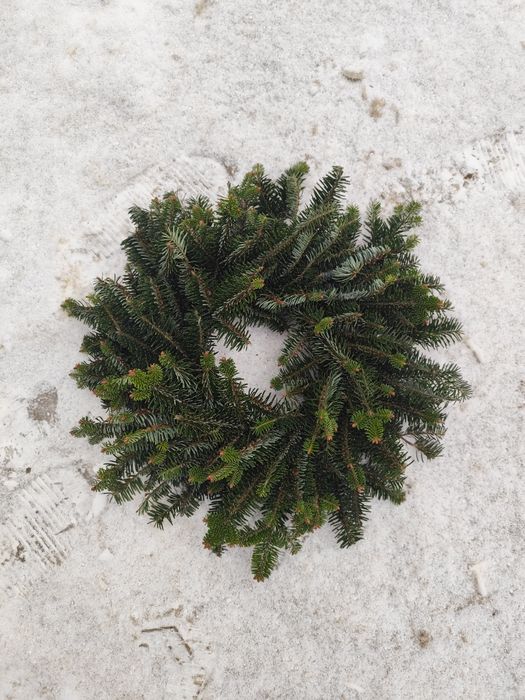 Новорічні віночки/ялинки/гірлянди  із натуральної гілки