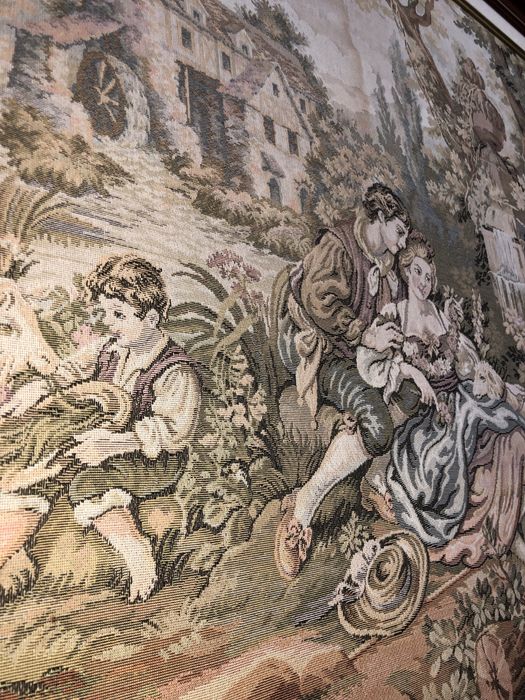 Quadro bordado - moldura em madeira