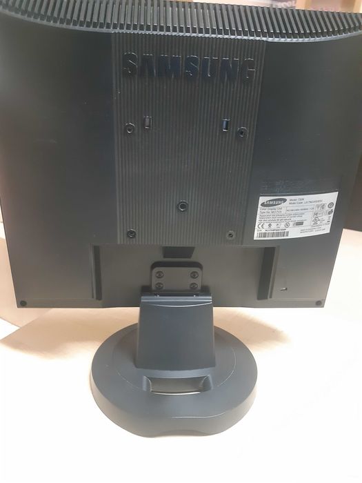 Monitor Samsung 720N 17'' testado como novo