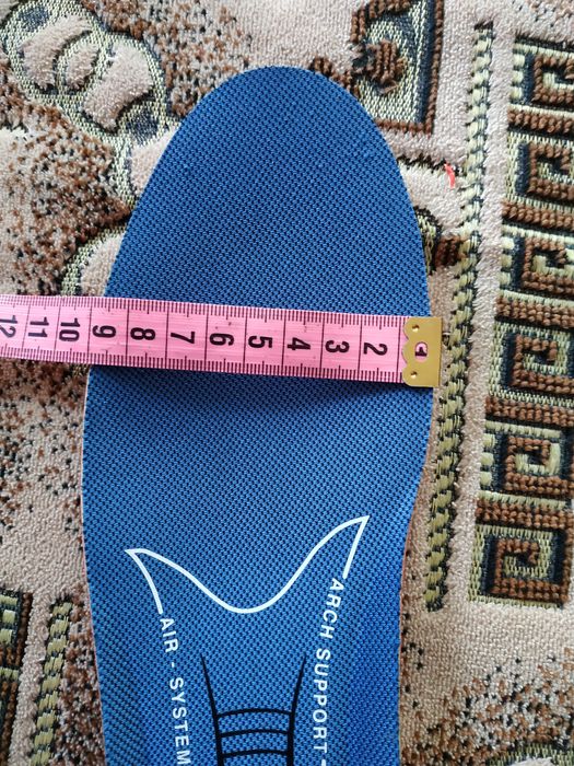 Продам новые профполусапоги (берцы)