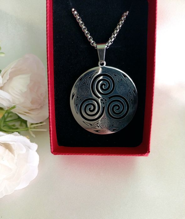 Naszyjnik Celtycki amulet - stal nierdzewna