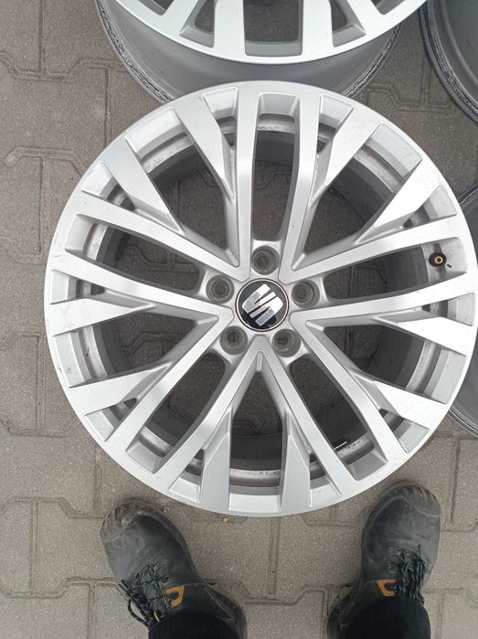 Felgi Volkswagen VW 8x18 ET25 5x112