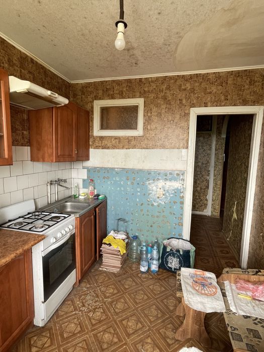 Продаж 2 кім проспект Степана Бандери