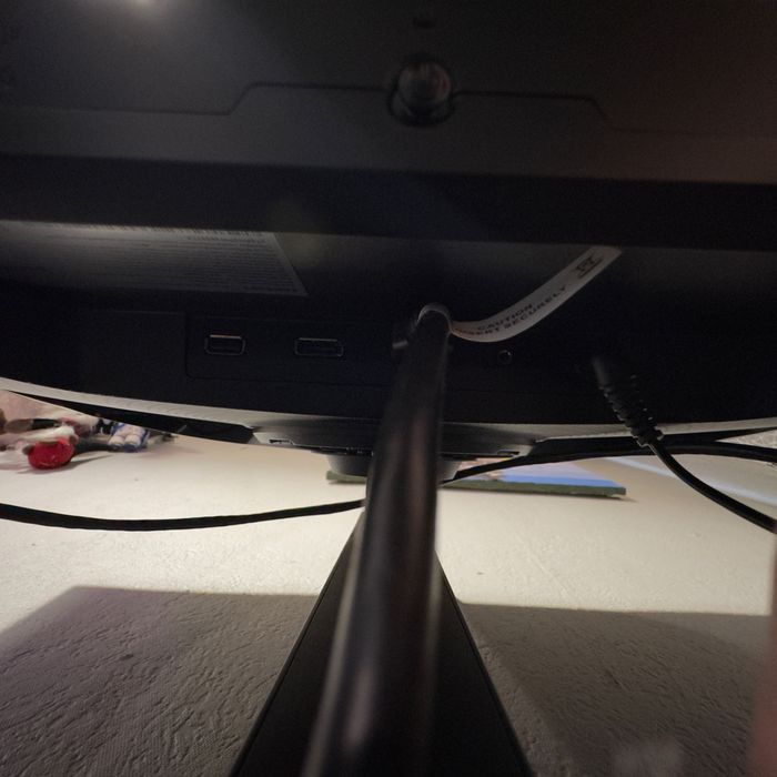 Монитор Samsung Odyssey 27” 144 Hz